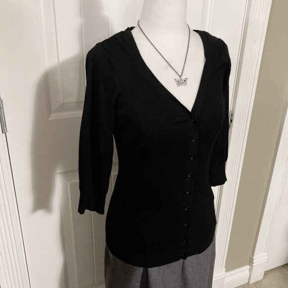 DYNAMITE Vintage black v-neck thin knit stretchy cardigan ~ Goth XS SMALL cardi - Picture 3 of 11